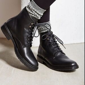 Frye James Lug Lace-Up Boot